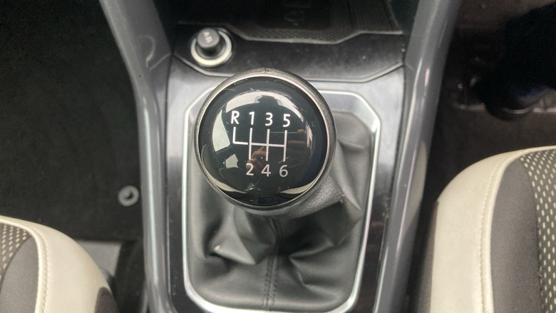 Volkswagen T-Roc 1.5 TSI EVO SEL 5dr Petrol Hatchback